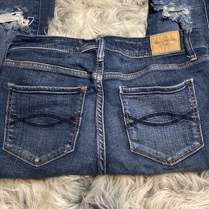 Abercrombie and Fitch distressed super skinny size too short